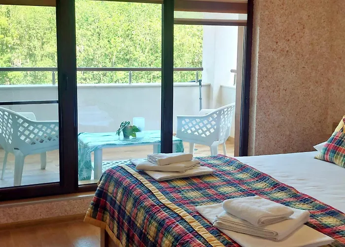 Апартамент Forest View Шкорпиловци